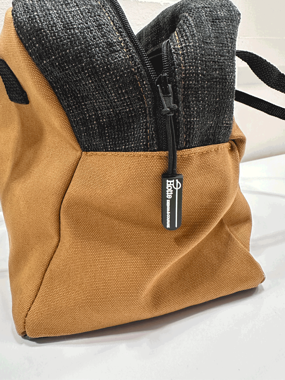 Sac à lunch modèle Bento - Tan & Black