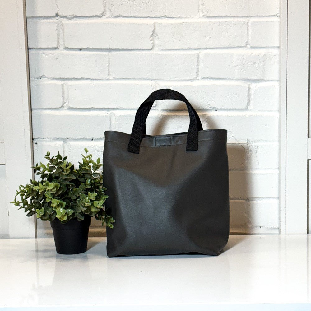Sac à lunch modèle Monsieur - Cuir Charcoal