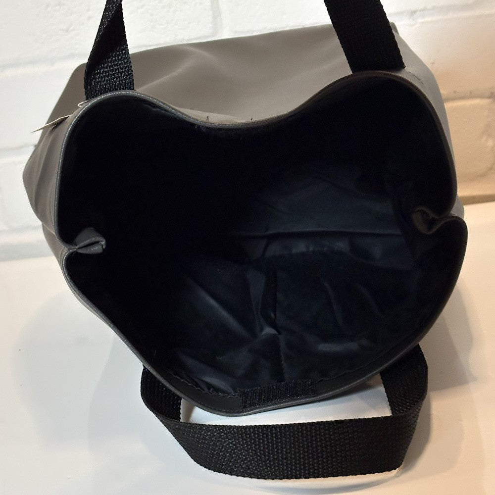 Sac à lunch modèle Monsieur - Cuir Charcoal
