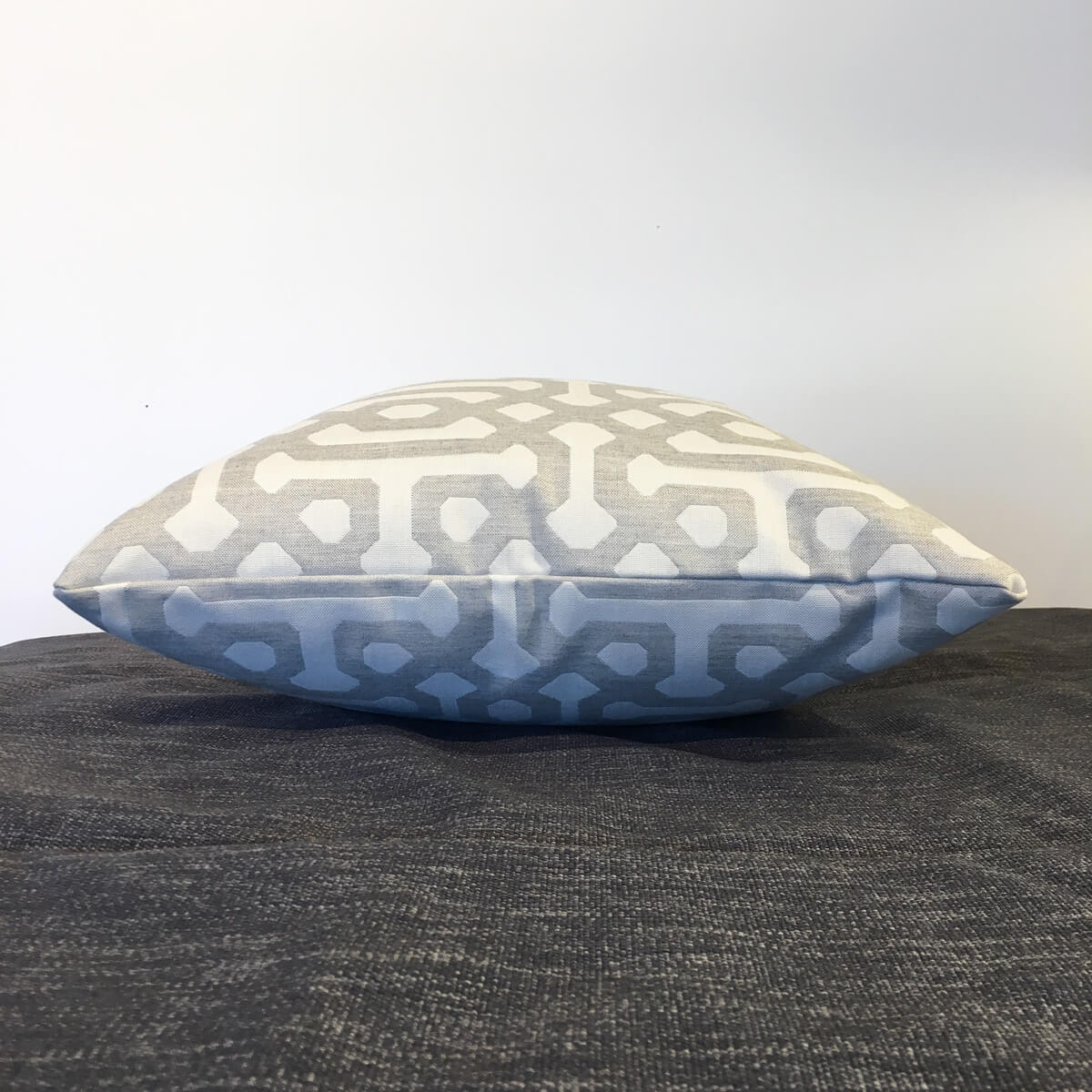 Housse de coussin Extérieur - Fretwork Pweter